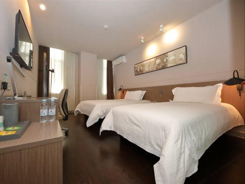 Jinjiang Inn Select Shanghai International Tourist Resort Huinan Safari Park Nanhui Exterior photo